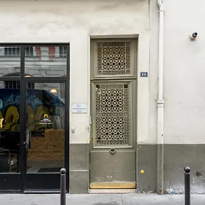 https://pied-a-terre-gambey.fr-paris.fr