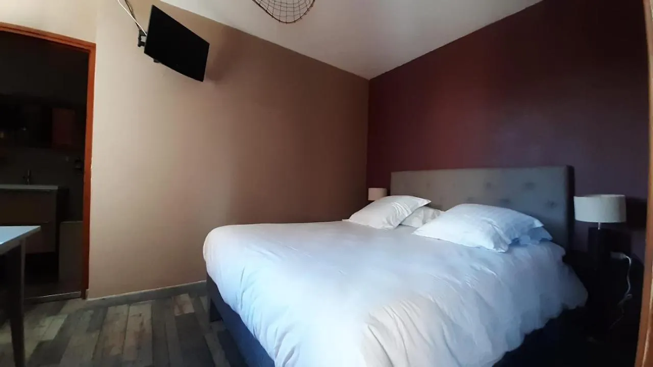 Logis Hotel Restaurant Le 1050 Saint-Agreve 0*,  France